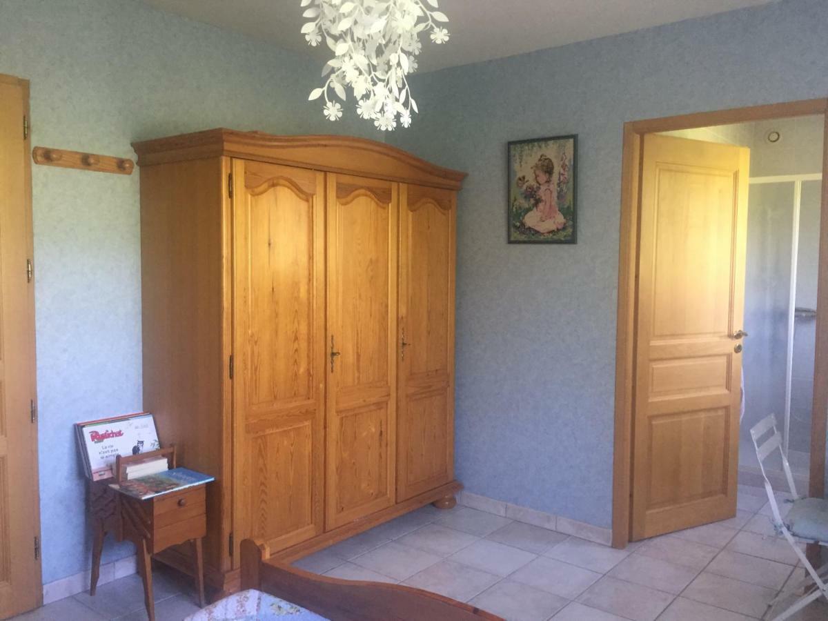 Les Haies Vives Homestay *